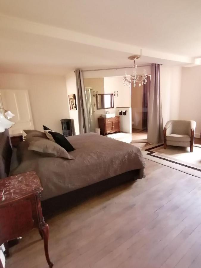 Melay  Authentieke Franse Kamer. المظهر الخارجي الصورة